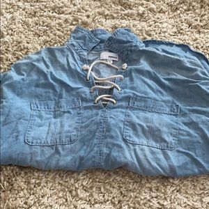 Long sleeve denim-like shirt